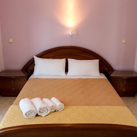 Xristina Studios Vassiliki Esterno foto