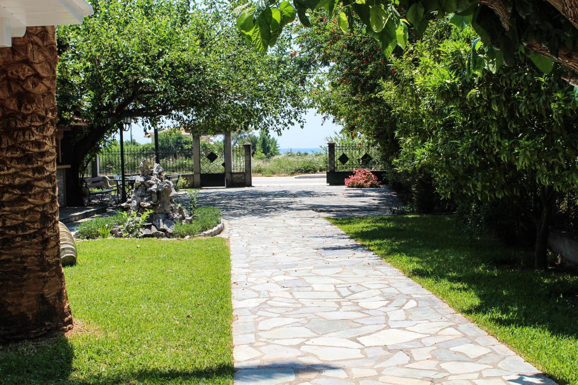 Xristina Studios Vassiliki Esterno foto